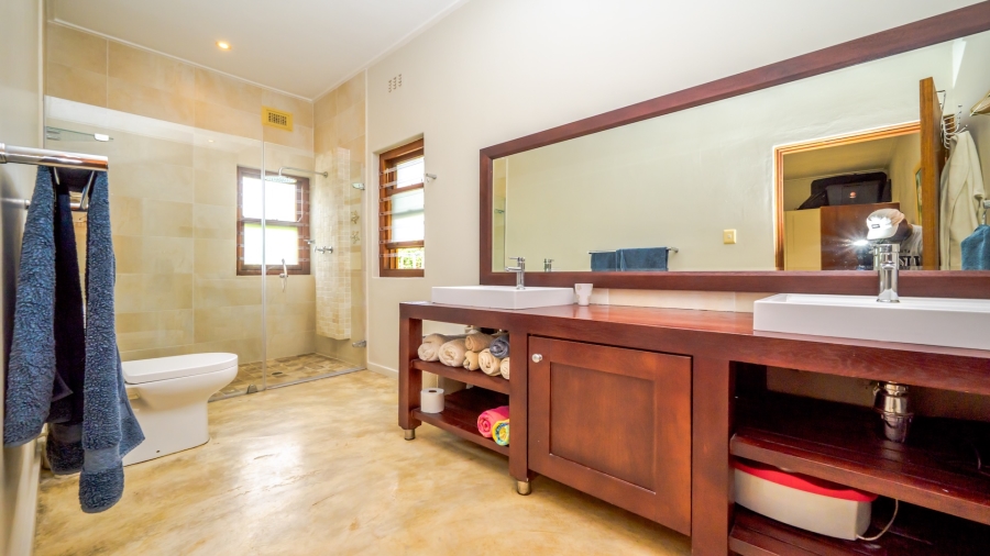 5 Bedroom Property for Sale in Zinkwazi Beach KwaZulu-Natal