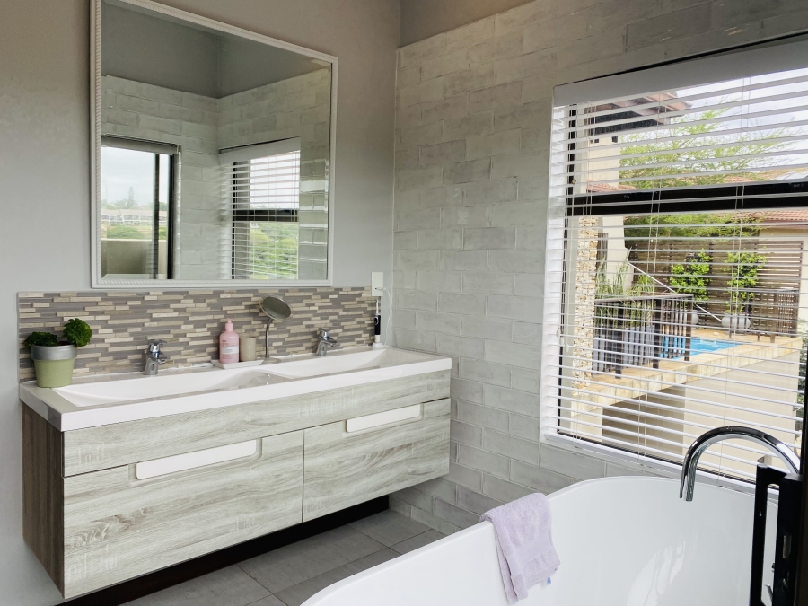 3 Bedroom Property for Sale in Westbrook KwaZulu-Natal