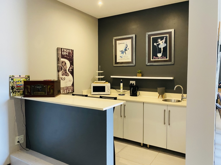 3 Bedroom Property for Sale in Westbrook KwaZulu-Natal