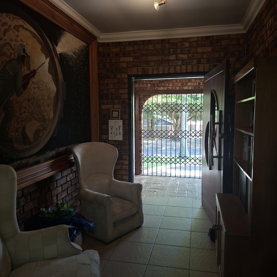 4 Bedroom Property for Sale in Meer En See KwaZulu-Natal