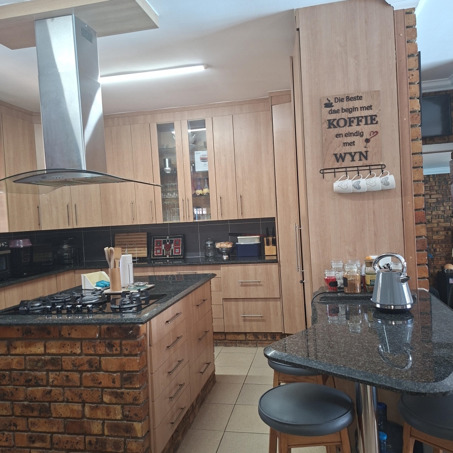 4 Bedroom Property for Sale in Meer En See KwaZulu-Natal