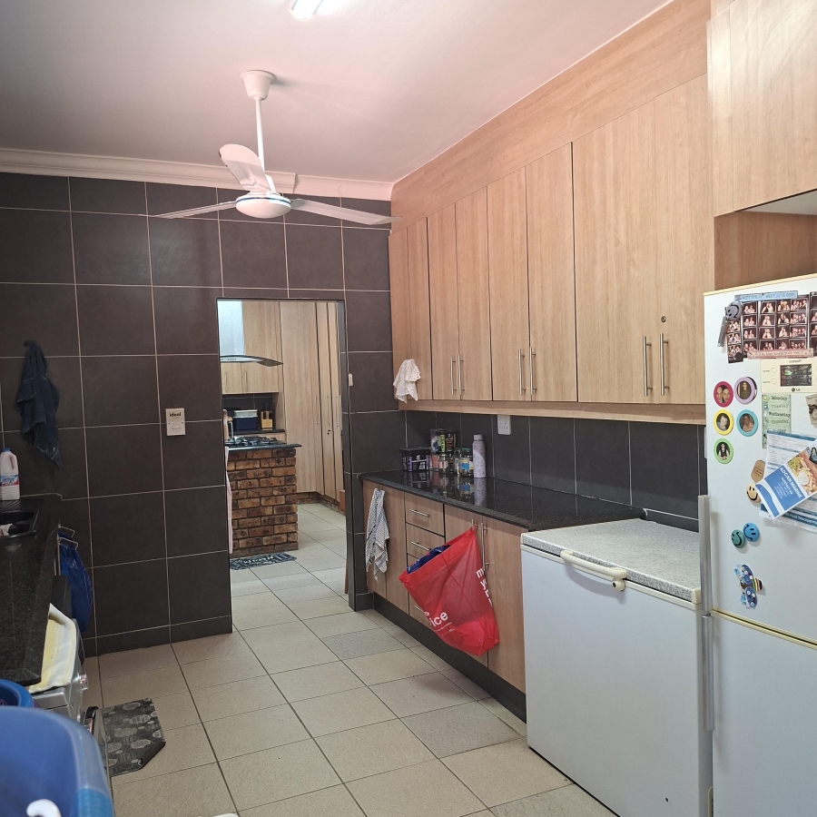 4 Bedroom Property for Sale in Meer En See KwaZulu-Natal