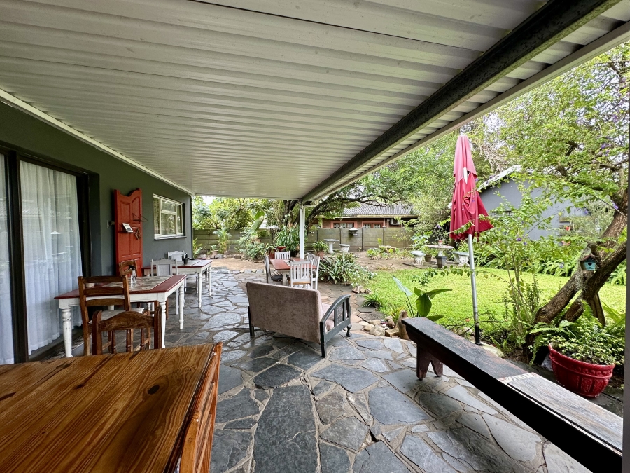 7 Bedroom Property for Sale in Meer En See KwaZulu-Natal