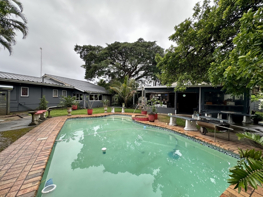 7 Bedroom Property for Sale in Meer En See KwaZulu-Natal
