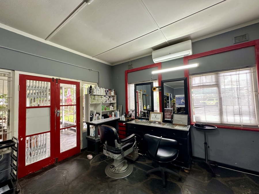 7 Bedroom Property for Sale in Meer En See KwaZulu-Natal