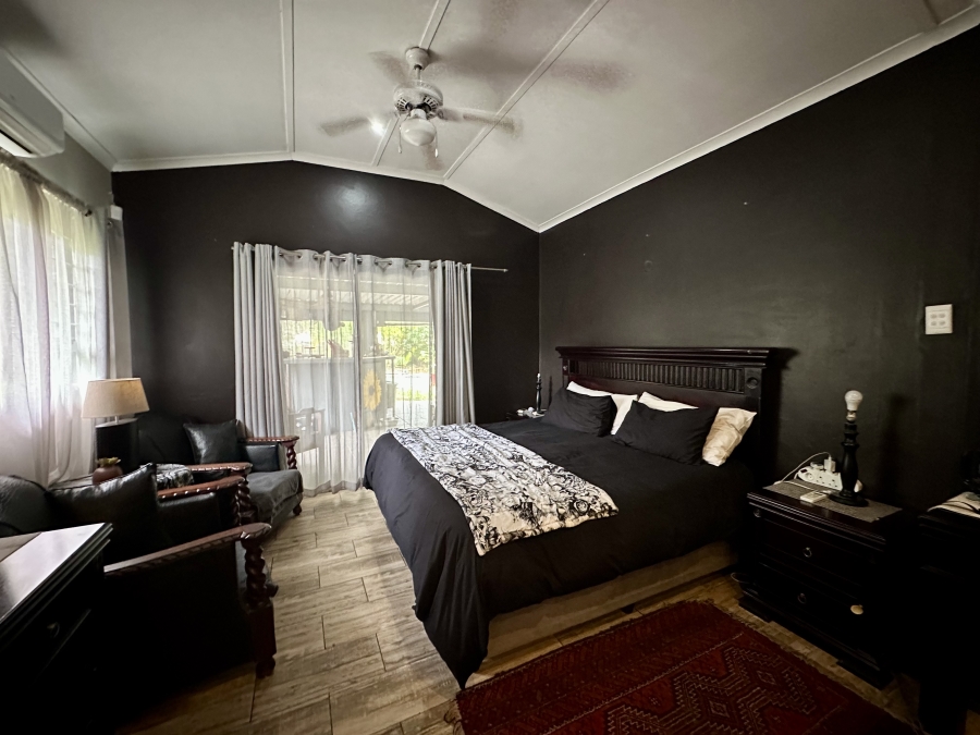 7 Bedroom Property for Sale in Meer En See KwaZulu-Natal