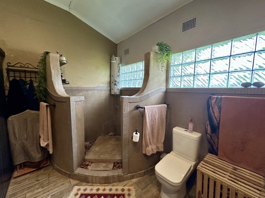 7 Bedroom Property for Sale in Meer En See KwaZulu-Natal