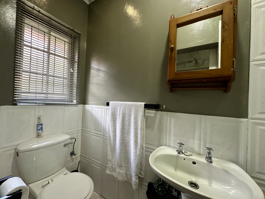 7 Bedroom Property for Sale in Meer En See KwaZulu-Natal