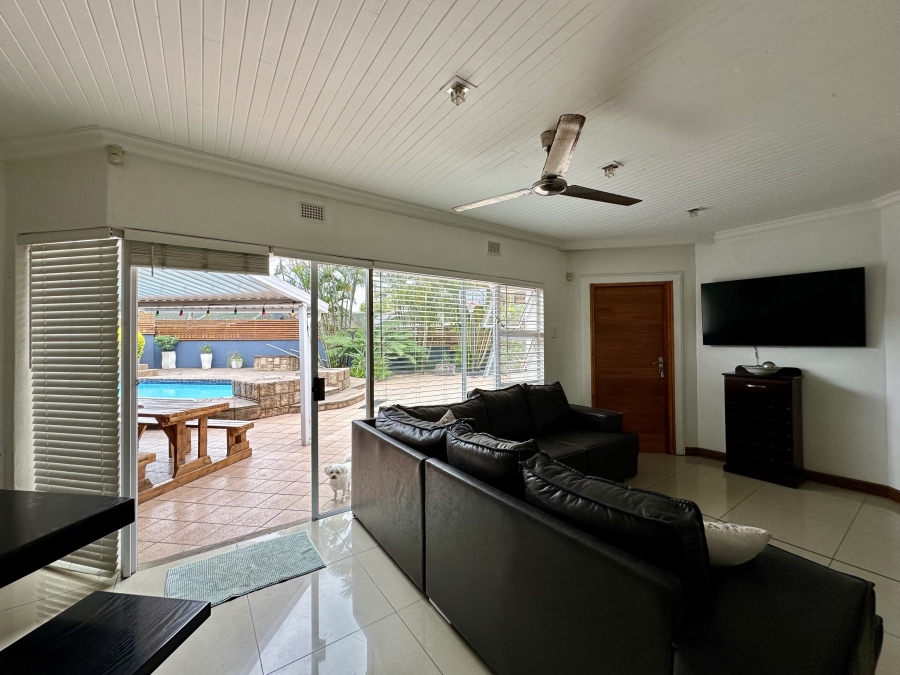 5 Bedroom Property for Sale in Meer En See KwaZulu-Natal