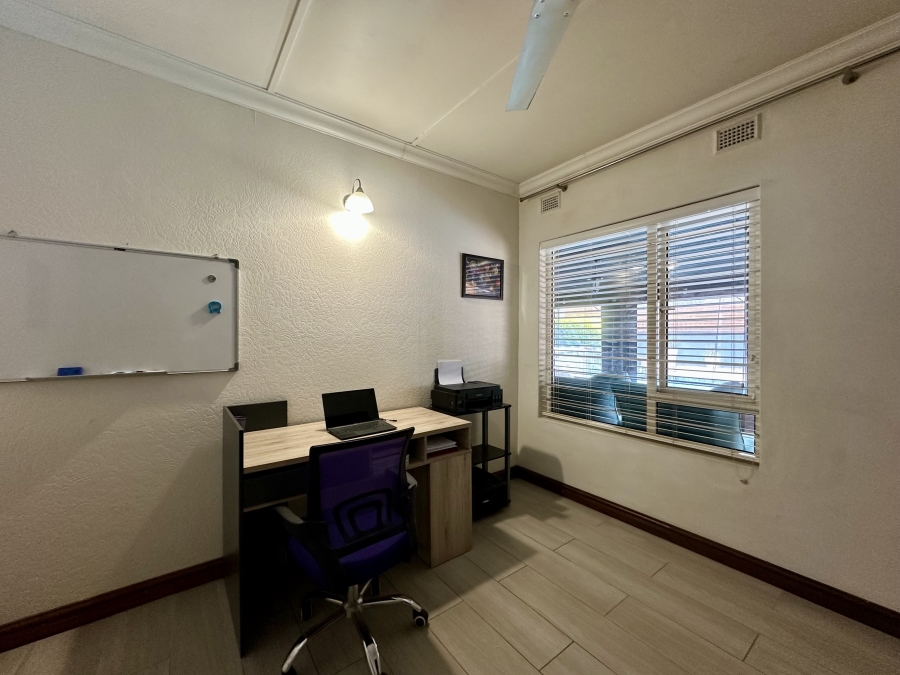 5 Bedroom Property for Sale in Meer En See KwaZulu-Natal