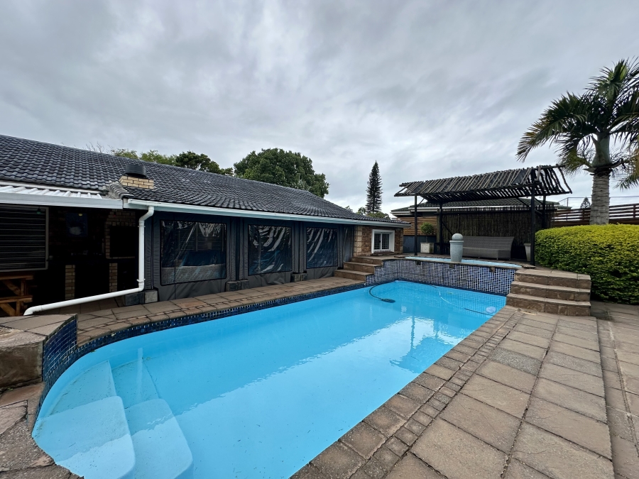 5 Bedroom Property for Sale in Meer En See KwaZulu-Natal