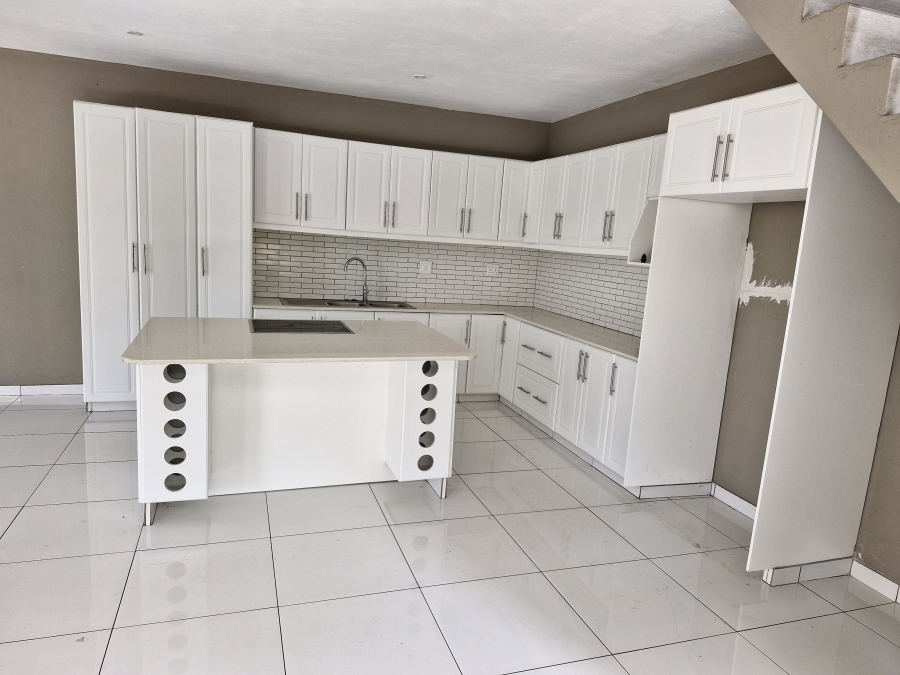 To Let 3 Bedroom Property for Rent in ZSM Industrial KwaZulu-Natal