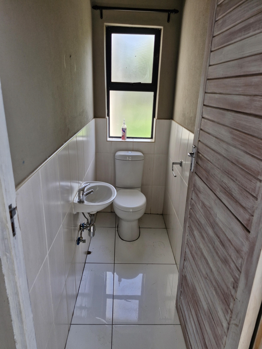 To Let 3 Bedroom Property for Rent in ZSM Industrial KwaZulu-Natal