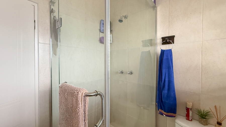 4 Bedroom Property for Sale in Seaward Estate KwaZulu-Natal