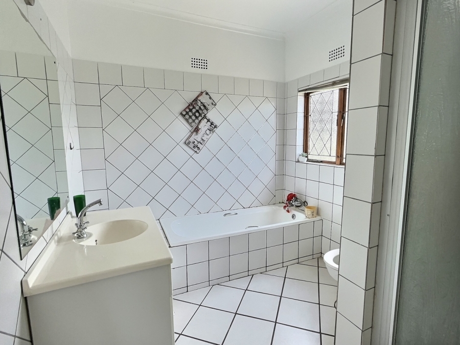 5 Bedroom Property for Sale in Nyala Park KwaZulu-Natal