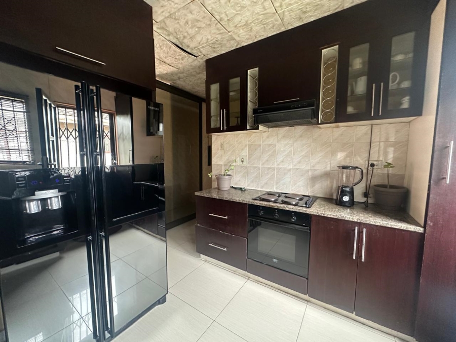 3 Bedroom Property for Sale in Glenwood KwaZulu-Natal