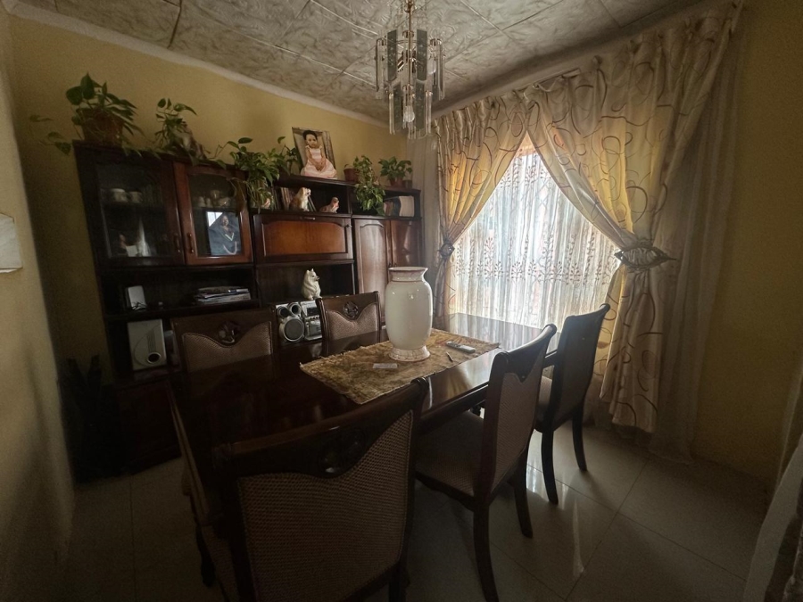 3 Bedroom Property for Sale in Glenwood KwaZulu-Natal