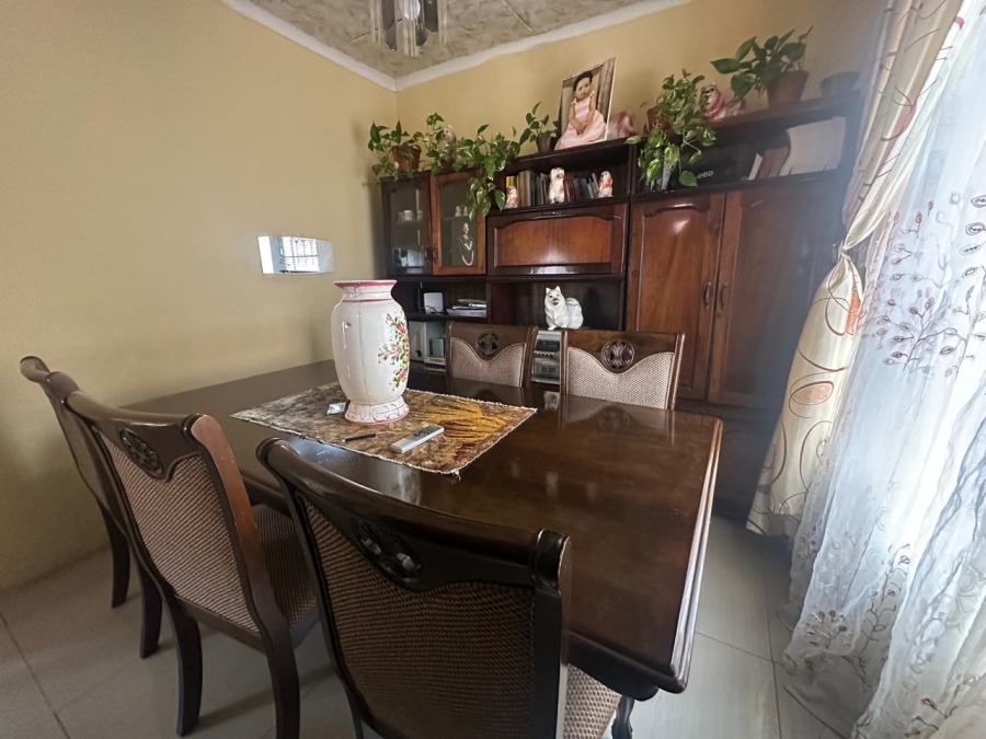 3 Bedroom Property for Sale in Glenwood KwaZulu-Natal