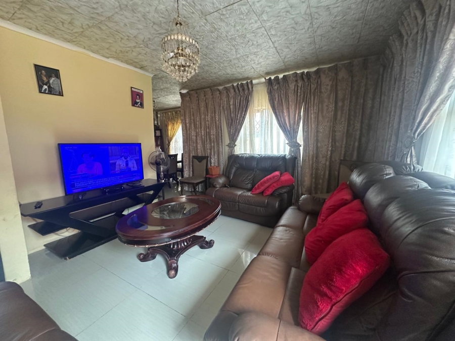 3 Bedroom Property for Sale in Glenwood KwaZulu-Natal