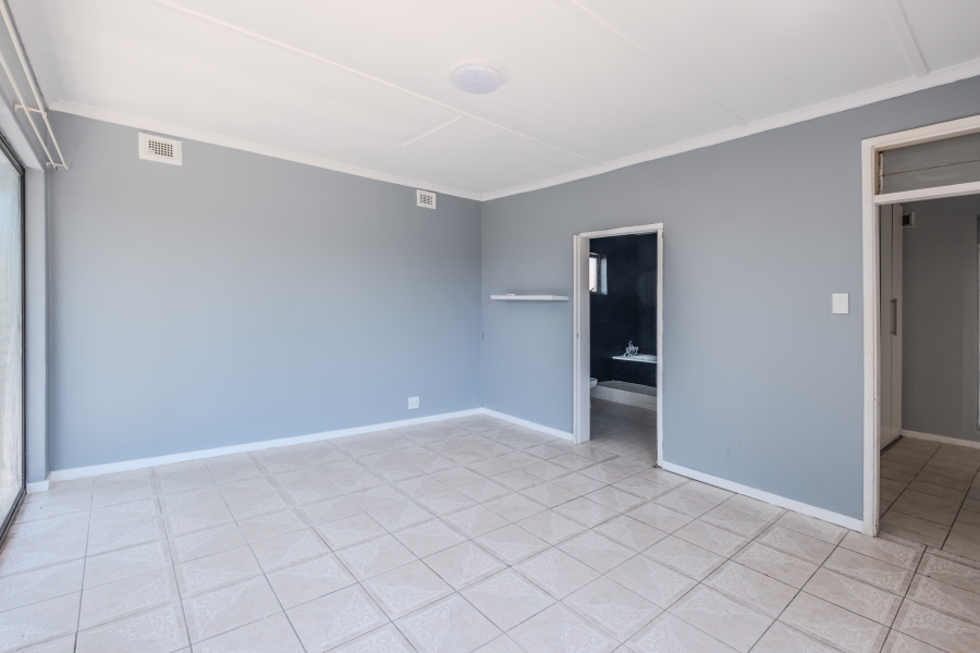 7 Bedroom Property for Sale in Prospect Hall KwaZulu-Natal