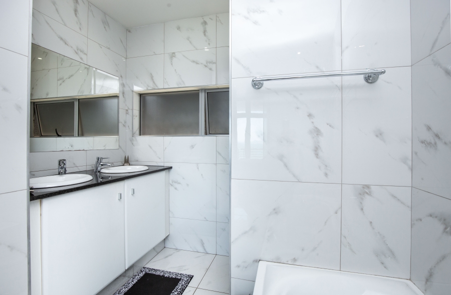 2 Bedroom Property for Sale in Point Waterfront KwaZulu-Natal