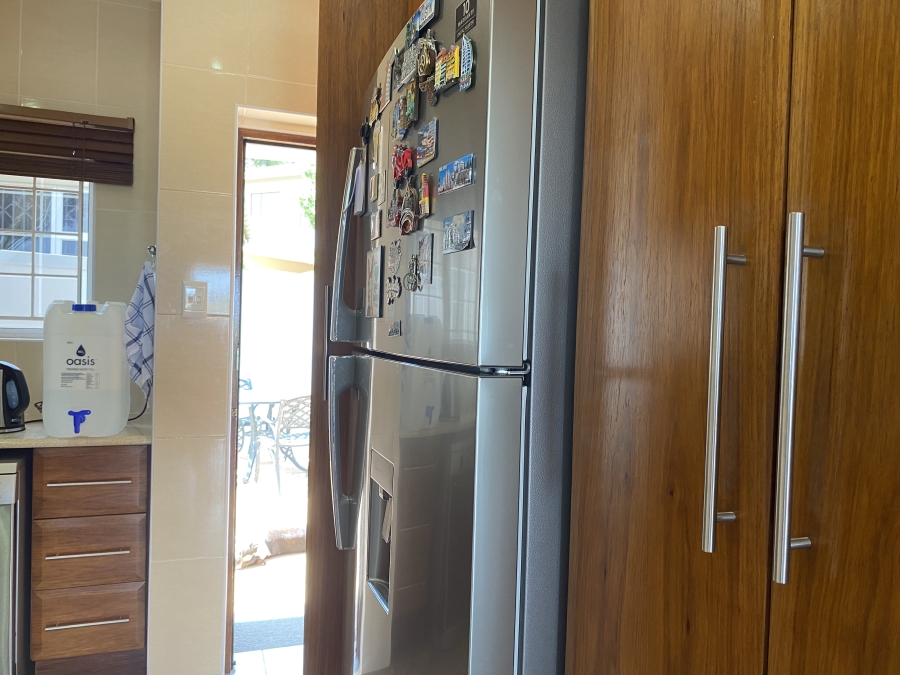 4 Bedroom Property for Sale in Seaward Estate KwaZulu-Natal