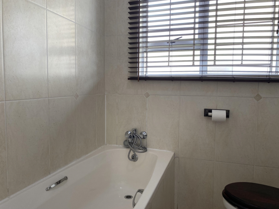 4 Bedroom Property for Sale in Seaward Estate KwaZulu-Natal