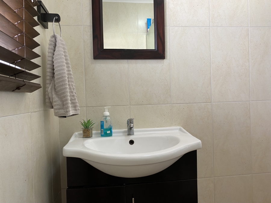 4 Bedroom Property for Sale in Seaward Estate KwaZulu-Natal