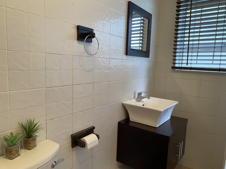 4 Bedroom Property for Sale in Seaward Estate KwaZulu-Natal