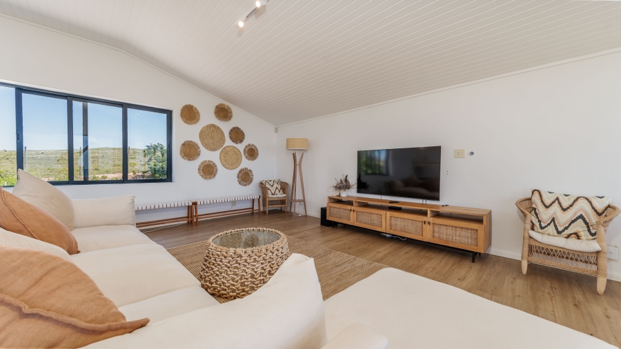 8 Bedroom Property for Sale in Zinkwazi Beach KwaZulu-Natal