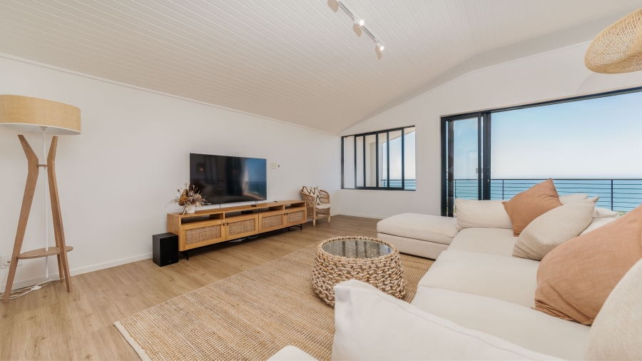 8 Bedroom Property for Sale in Zinkwazi Beach KwaZulu-Natal