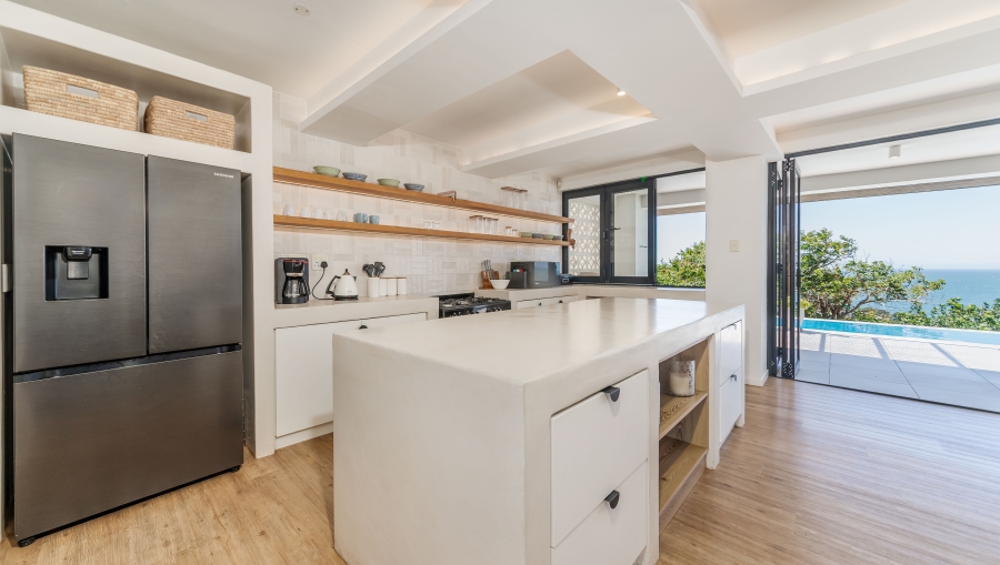 8 Bedroom Property for Sale in Zinkwazi Beach KwaZulu-Natal