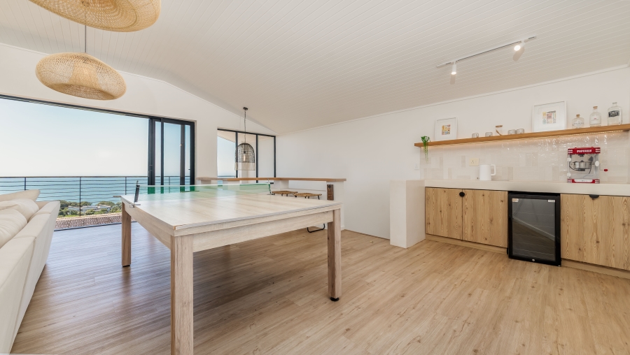 8 Bedroom Property for Sale in Zinkwazi Beach KwaZulu-Natal