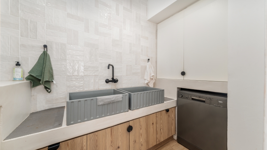 8 Bedroom Property for Sale in Zinkwazi Beach KwaZulu-Natal