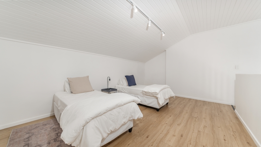 8 Bedroom Property for Sale in Zinkwazi Beach KwaZulu-Natal