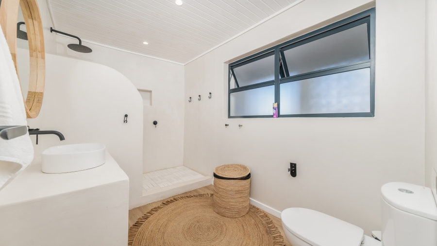 8 Bedroom Property for Sale in Zinkwazi Beach KwaZulu-Natal