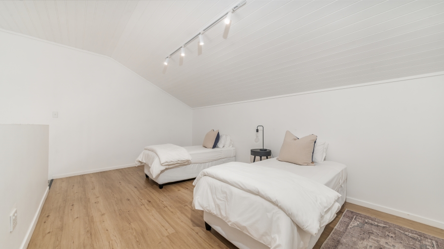 8 Bedroom Property for Sale in Zinkwazi Beach KwaZulu-Natal