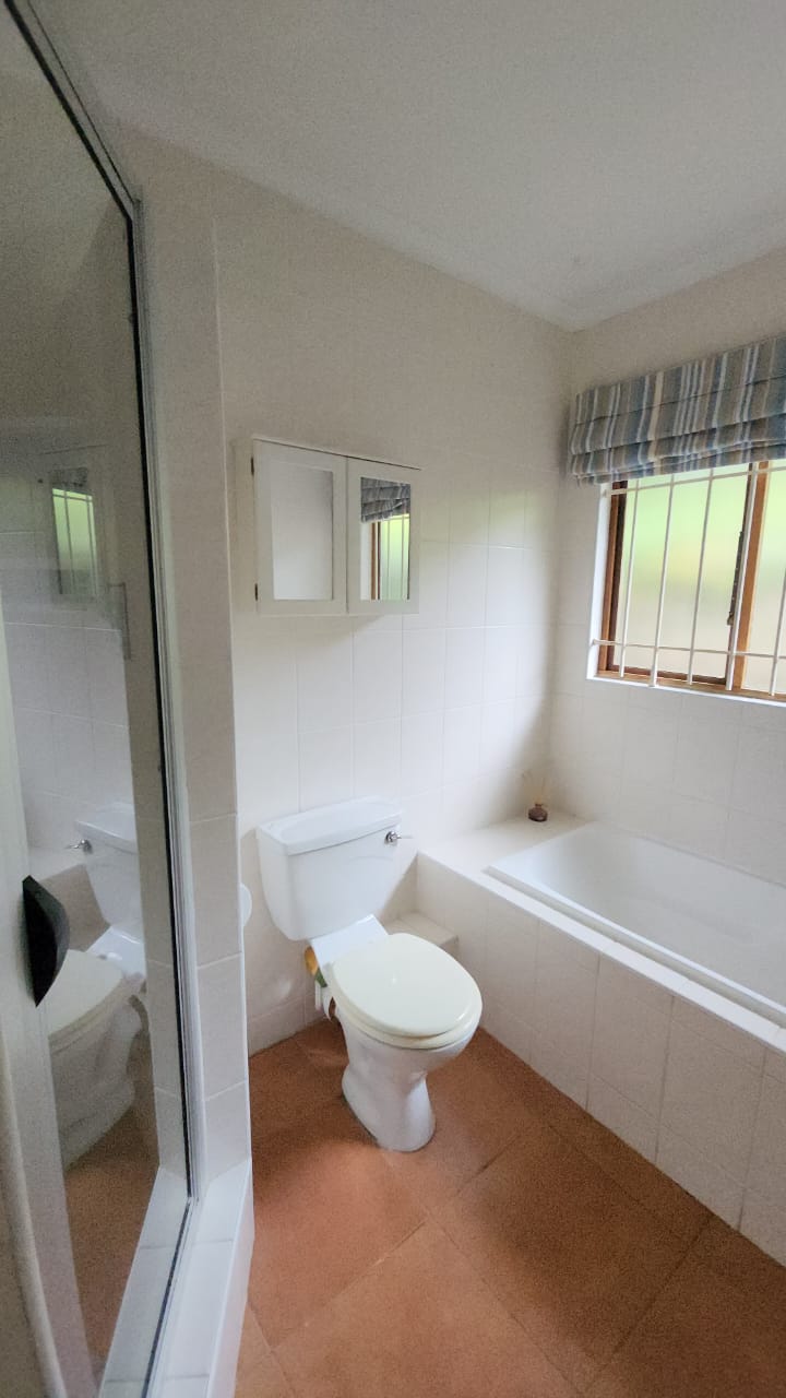 To Let 2 Bedroom Property for Rent in Waterfall KwaZulu-Natal