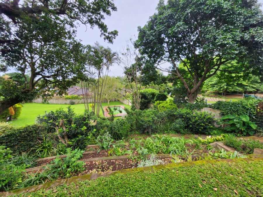 To Let 2 Bedroom Property for Rent in Waterfall KwaZulu-Natal