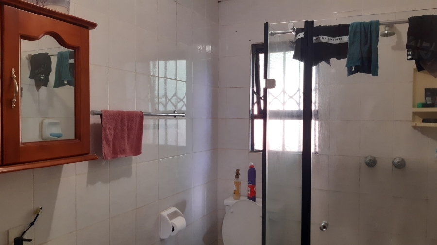 3 Bedroom Property for Sale in Amanzimtoti KwaZulu-Natal