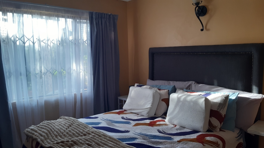 3 Bedroom Property for Sale in Amanzimtoti KwaZulu-Natal