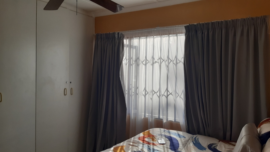 3 Bedroom Property for Sale in Amanzimtoti KwaZulu-Natal