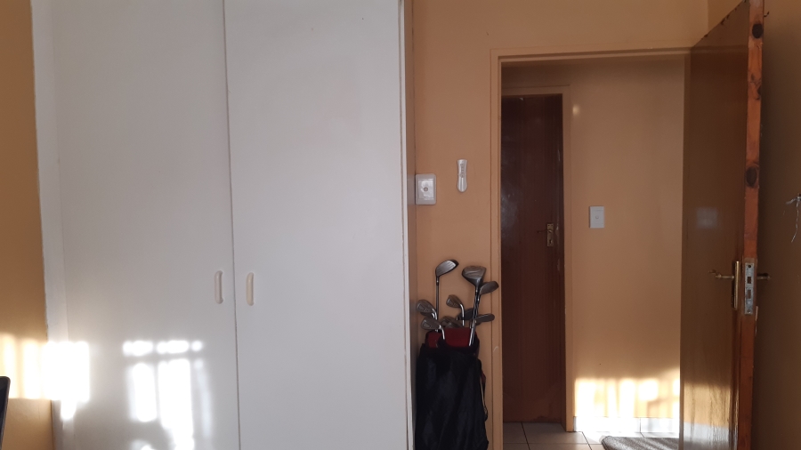 3 Bedroom Property for Sale in Amanzimtoti KwaZulu-Natal