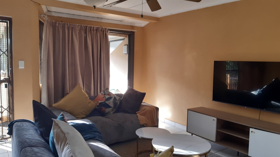 3 Bedroom Property for Sale in Amanzimtoti KwaZulu-Natal