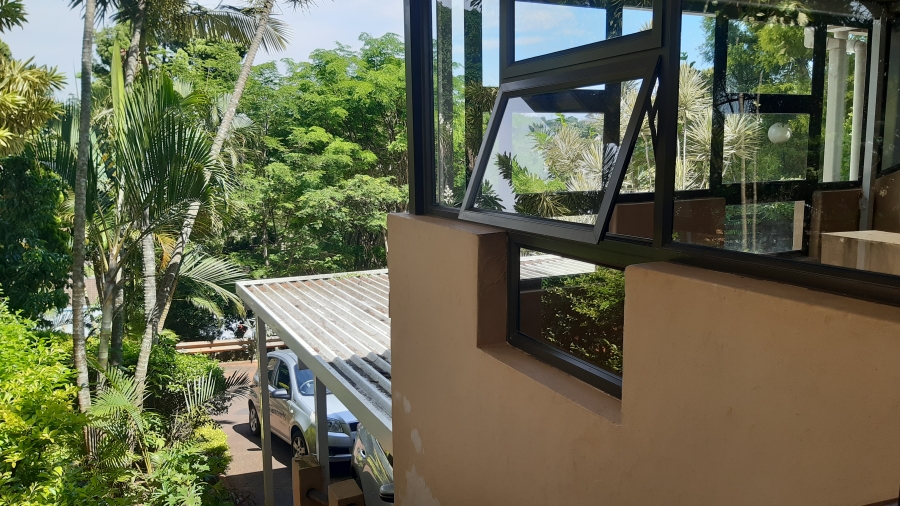 To Let 4 Bedroom Property for Rent in Amanzimtoti KwaZulu-Natal