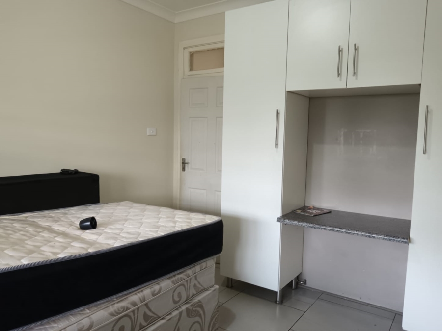 2 Bedroom Property for Sale in Umbilo KwaZulu-Natal