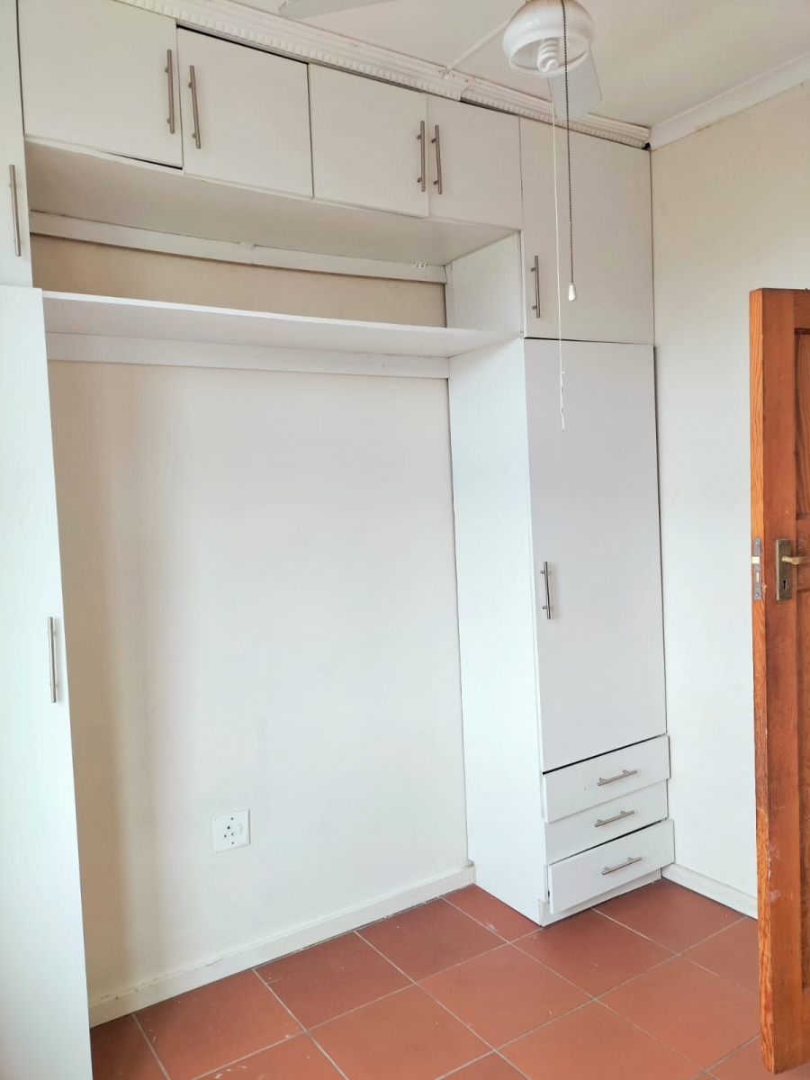 To Let 1 Bedroom Property for Rent in Glenwood KwaZulu-Natal