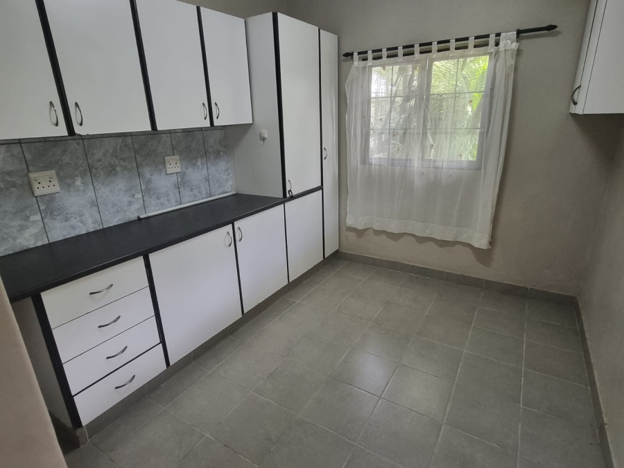 To Let 1 Bedroom Property for Rent in Gillitts KwaZulu-Natal