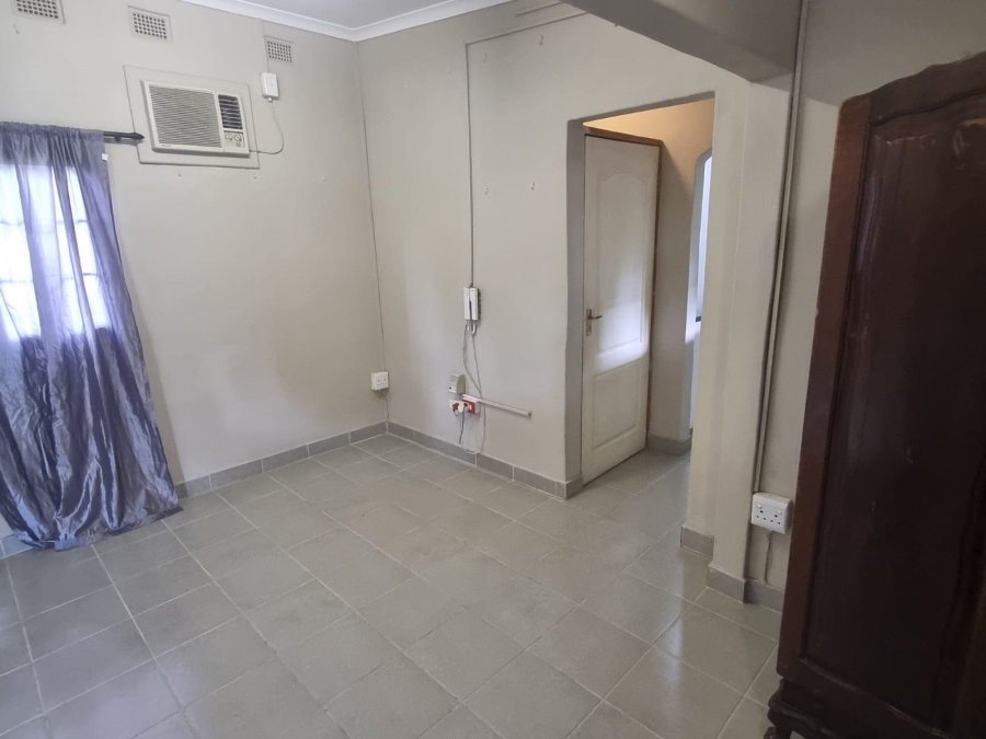 To Let 1 Bedroom Property for Rent in Gillitts KwaZulu-Natal