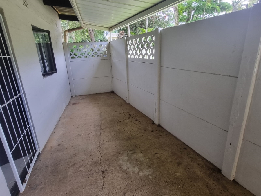 To Let 1 Bedroom Property for Rent in Gillitts KwaZulu-Natal